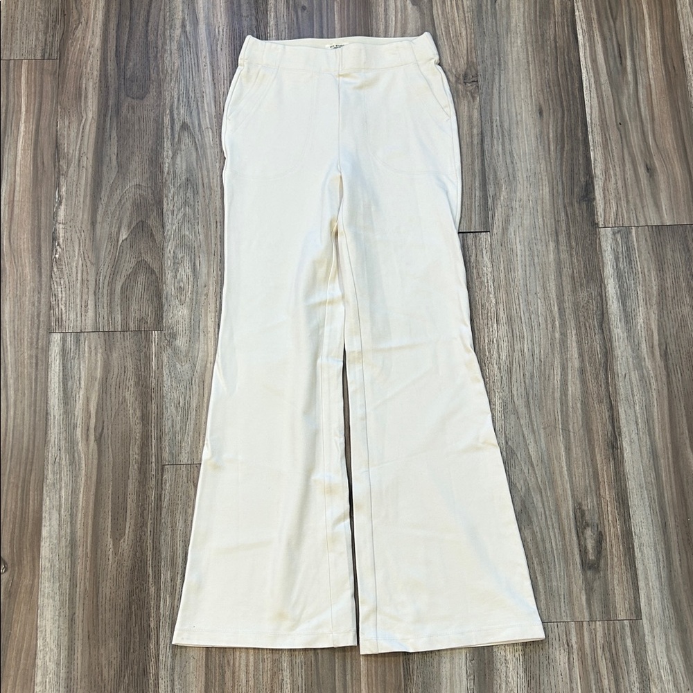 Max Studio Cream Textured Pants